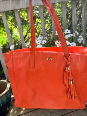 UGG Vibrant soft leather Orange Tote Bag